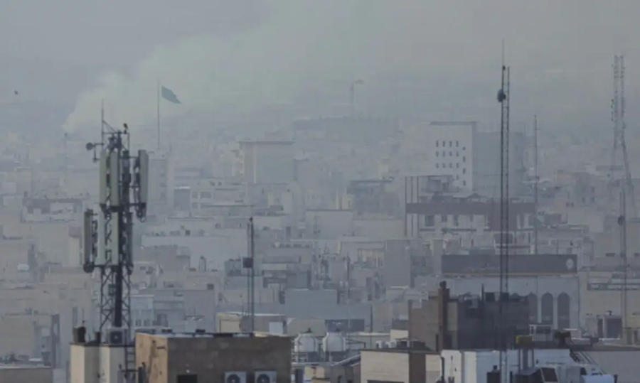 Avião dos EUA é abatido no Irã e piloto desaparece