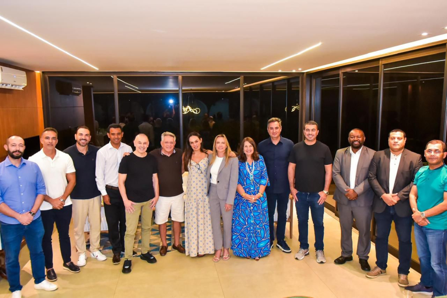 Celina Leão articula base com 12 partidos e mira consolidação política no DF