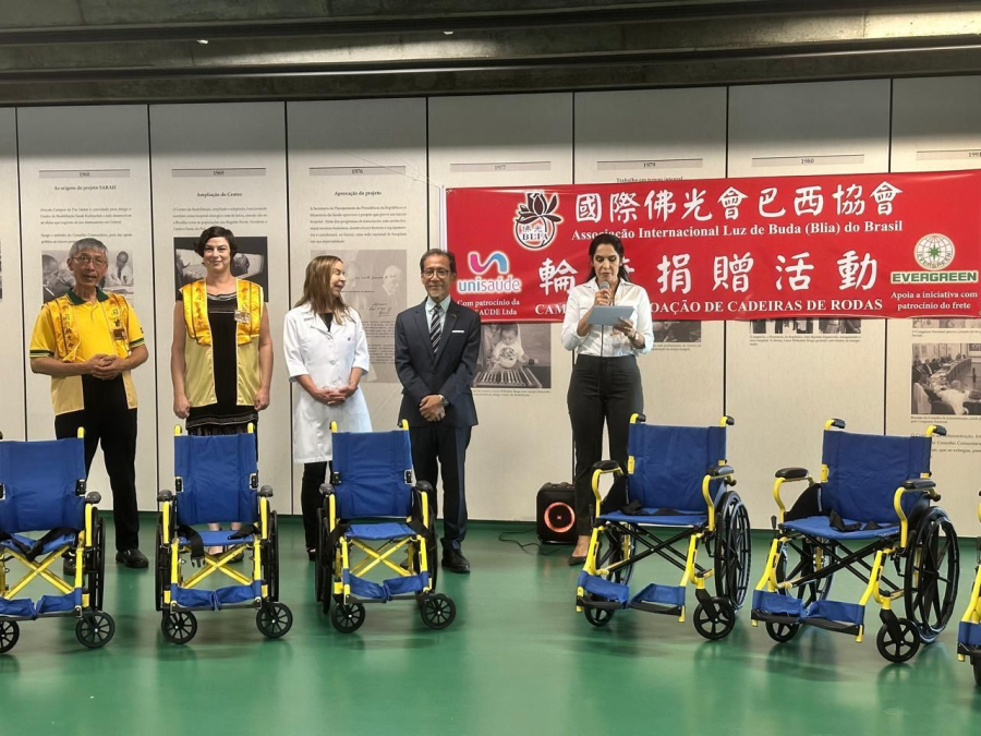 Doação de cadeiras de rodas no Hospital Sarah reforça cooperação internacional e apoio a pacientes no DF