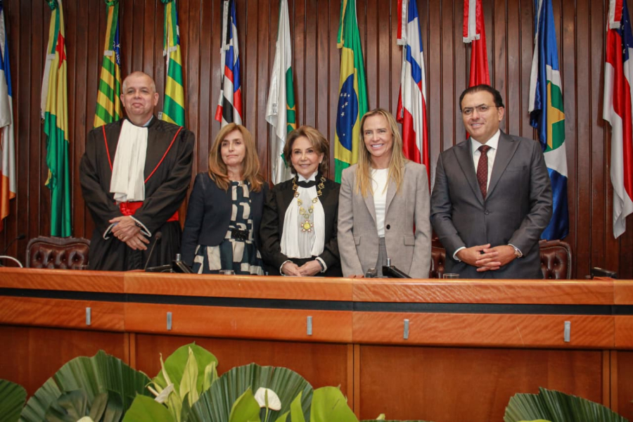 Celina Leão participa de posse histórica no TRF1 e reforça presença do DF no Judiciário nacional