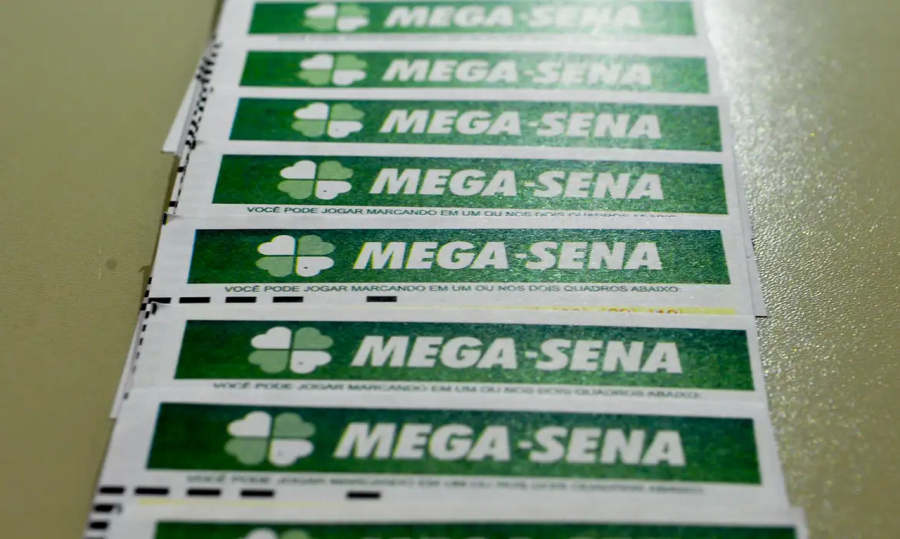 Mega-Sena acumula e prêmio chega a R$ 130 milhões
