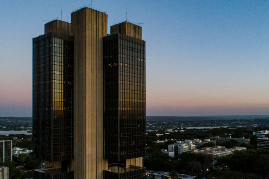 Atividade econômica recua em junho, mas Brasil fecha segundo trimestre ainda no positivo