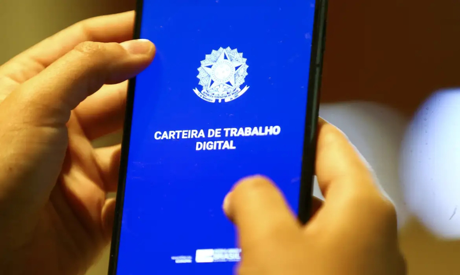 Desemprego cai para 5,3% e Brasil registra recorde de 103,3 milhões de pessoas ocupadas