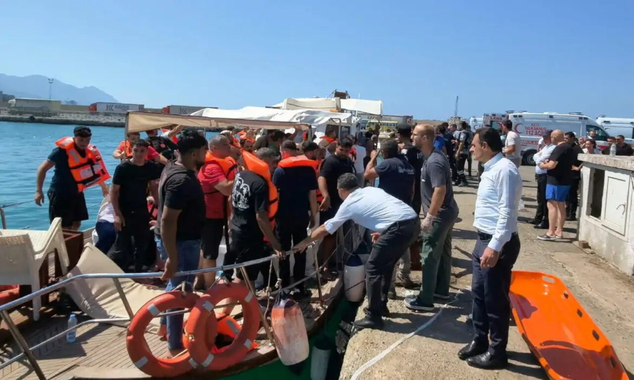 Naufrágio no Chipre deixa oito mortos e 20 desaparecidos; buscas continuam