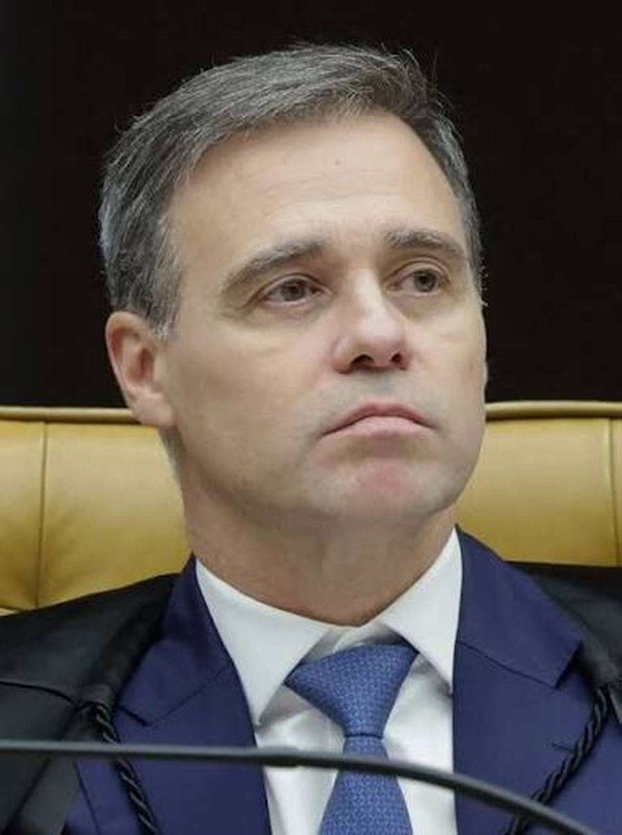 Encontro de André Mendonça com Vorcaro reforça necessidade de transparência no STF