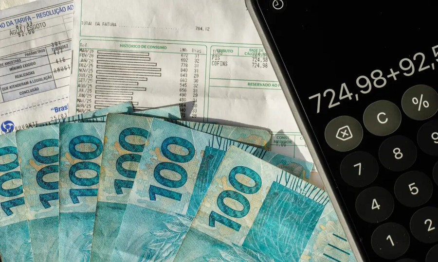 Arrecadação federal supera R$ 2,1 trilhões e registra recorde em 2026