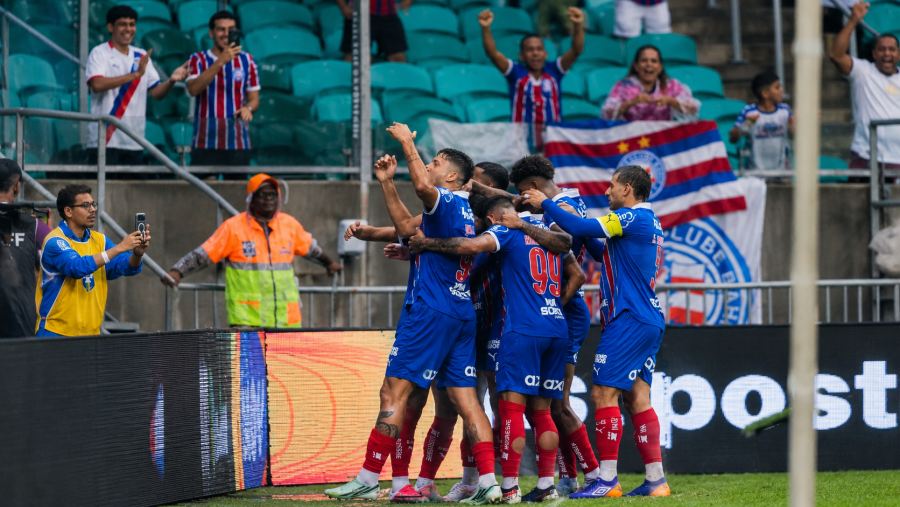 Bahia vence o São Paulo por 3 a 2 em jogo de cinco gols e volta a ganhar no Brasileirão